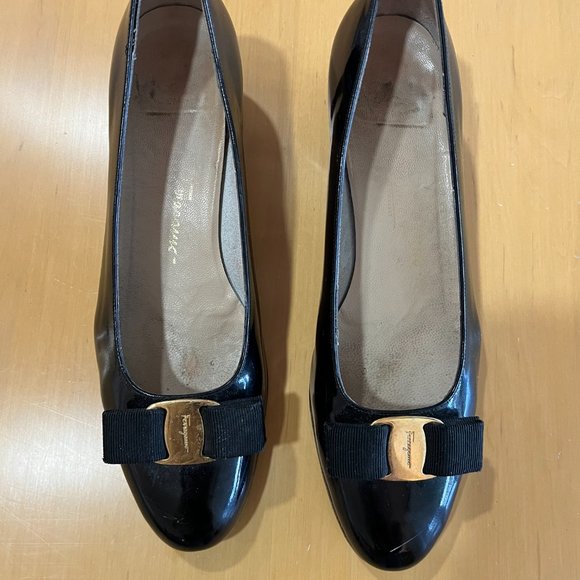Salvatore Ferragamo Black Heels with Gold Accent - Picture 1 of 8